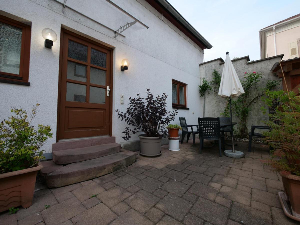 Fachwerkhaus In Ruhiger Altstadt By Rabe - Free Netflix & Eigene Terrasse Karlsruhe Exterior photo